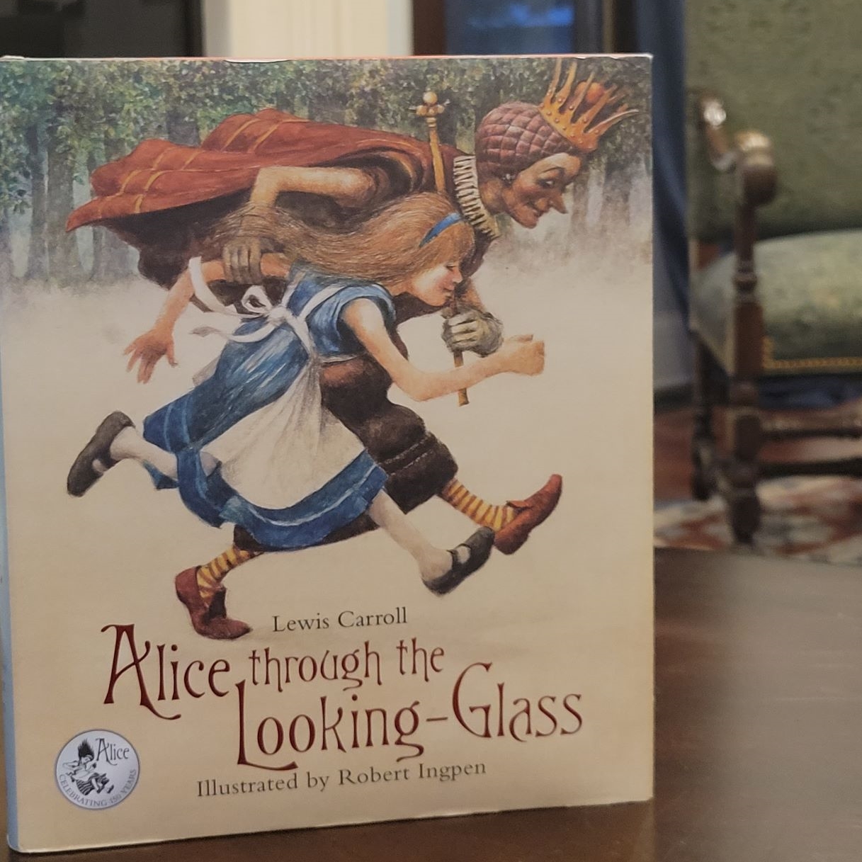 Alice Through the Looking-Glass – The Best Illustrated Edition